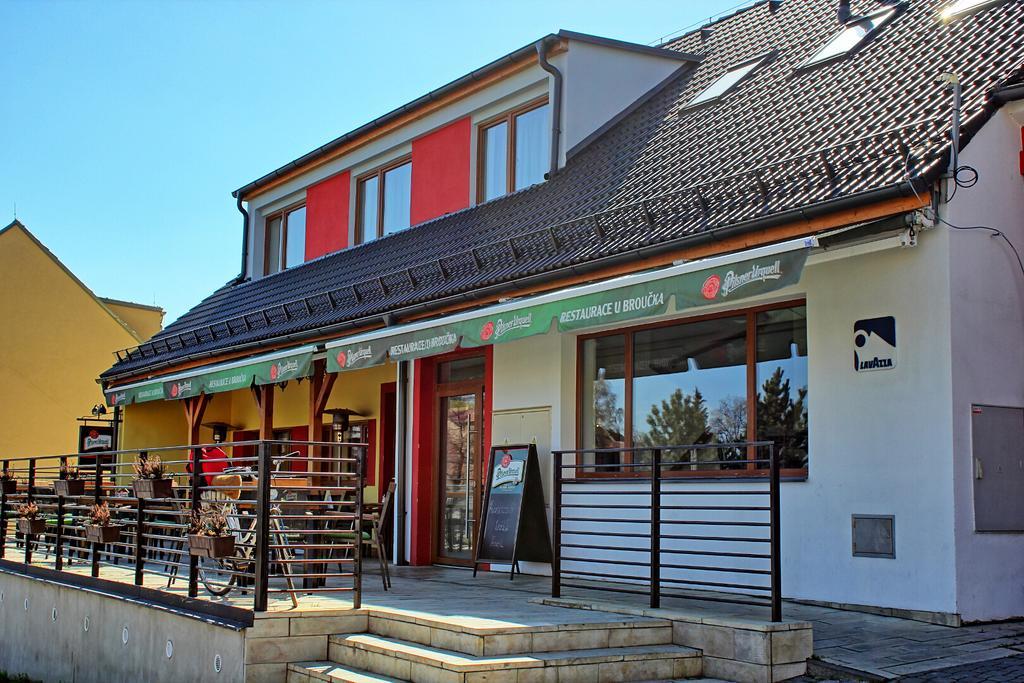 Penzion U Broucka Milevsko Buitenkant foto